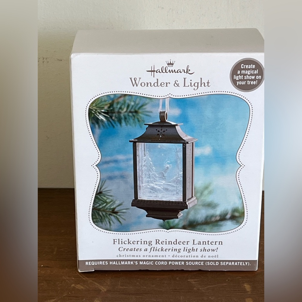 NIB Hallmark 2010 Wonder & Light Flickering Reindeer Lantern Ornament